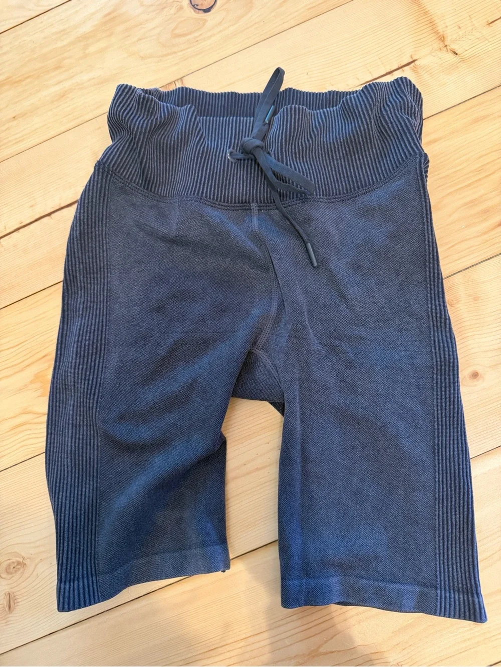 Harmony + Balance Black Acid Wash 2 Piece Biker Shorts & Tee Set XS